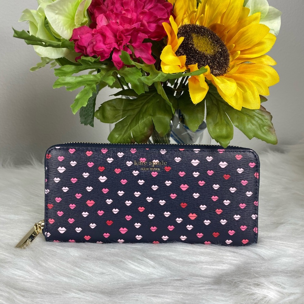 KATE SPADE SYLVIA LIPS SLIM CONTINENTAL WALLET